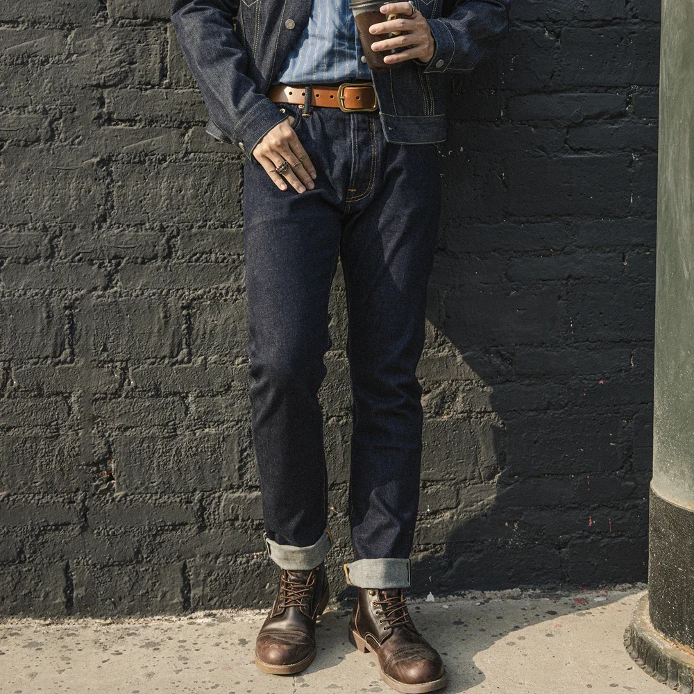 Red Tornado 12oz Slim Straight - огляд і ціна Levis Jeans 501
