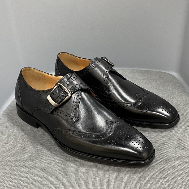 Men's Casual Shoes Carving Lea - огляд і ціна Men Formal Wear Design